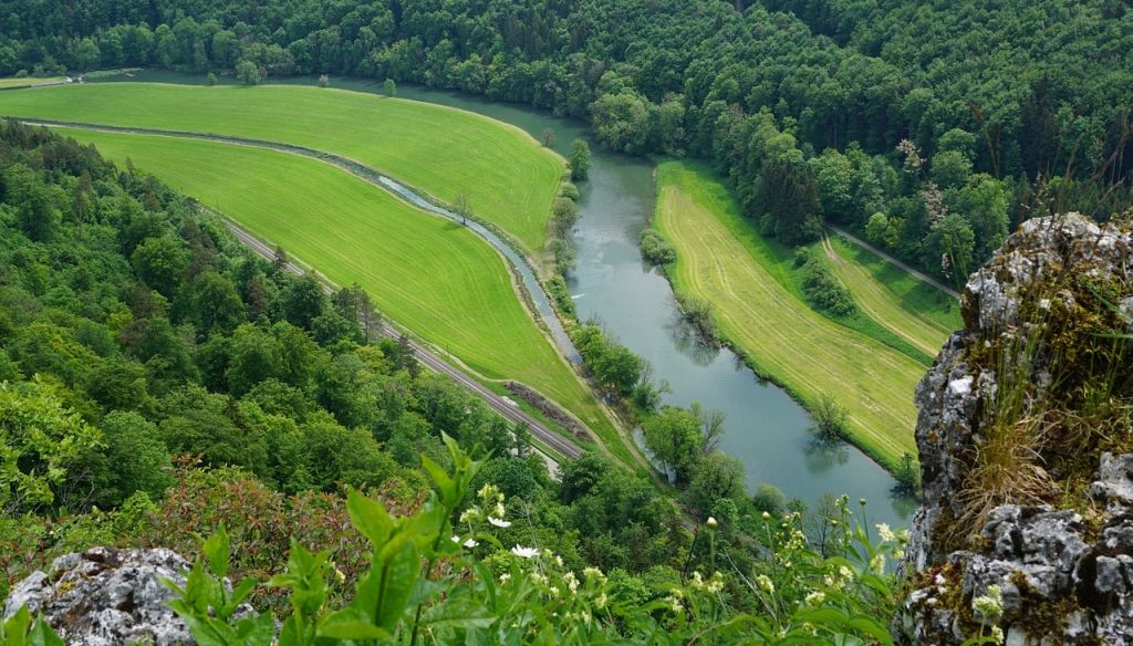 Deze Rivier Mondt Uit In De